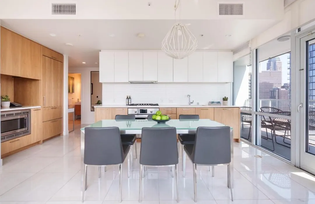 Level Downtown La South Olive-1